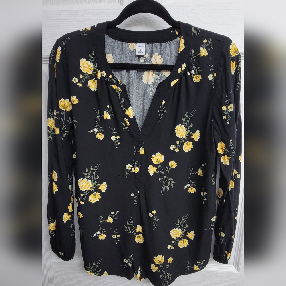 Black floral tunic